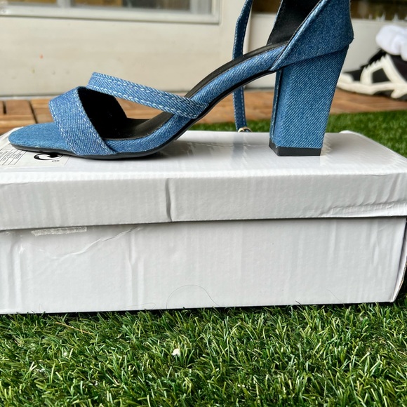 New woman denim heels 7.5 - Picture 3 of 7